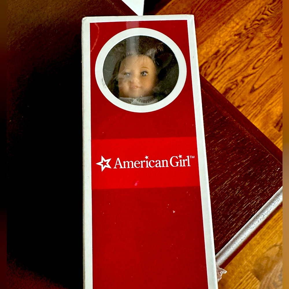American Girl Molly McIntire 6" Mini Doll - Original Unopened Box 2008 New!